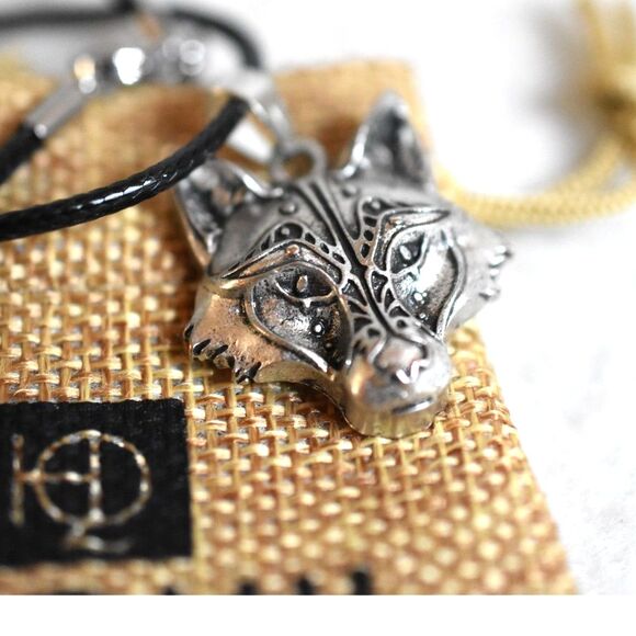 NIP Haquil Viking Wolf Head Black Leather Cord Silver Tone Pendant Necklace - Picture 4 of 5